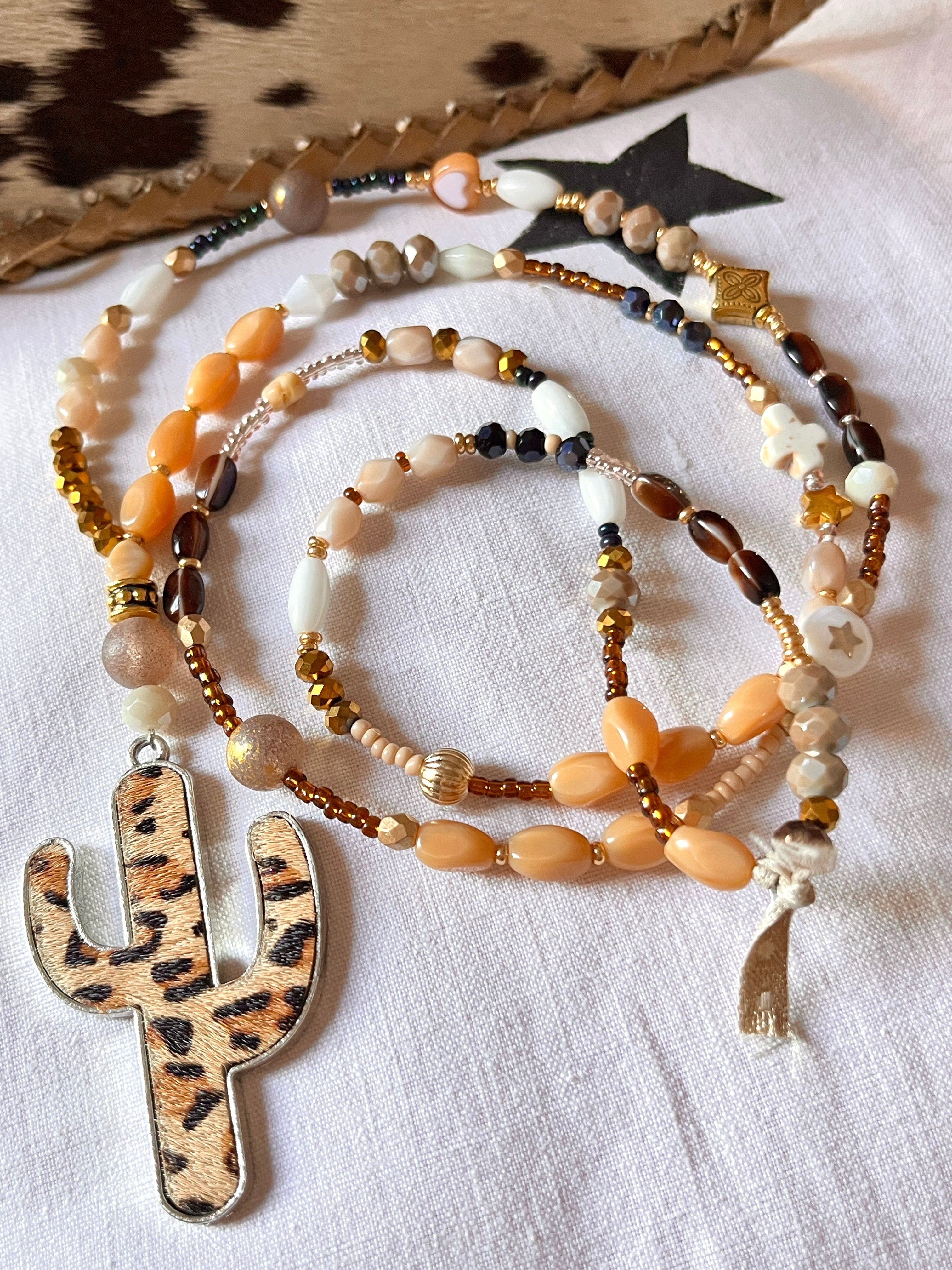 Buffalo Cactus Fauve – Collier mi long