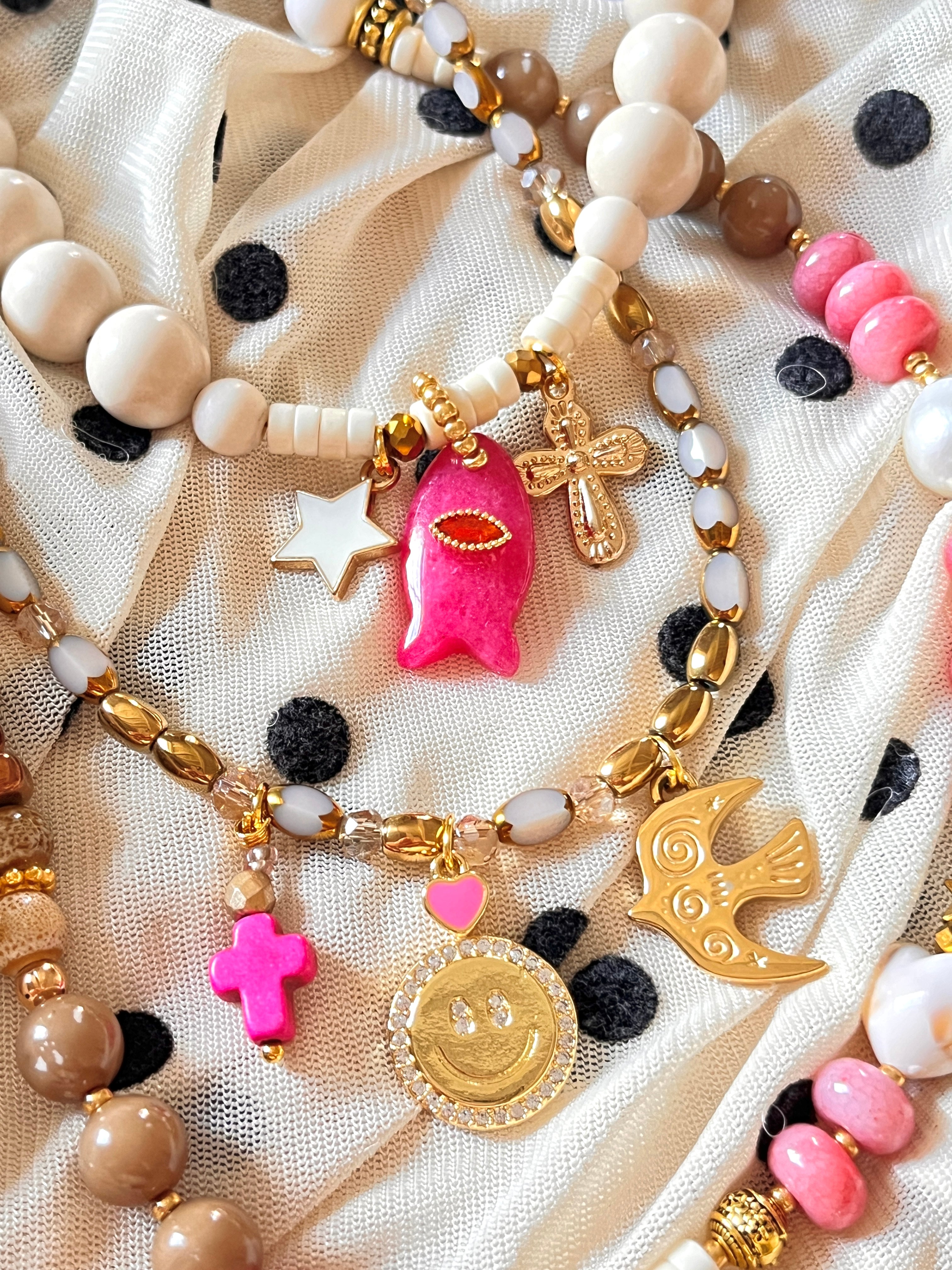 Oxilyo ROSE - Ras de cou en pierre naturelle et son trio de charm's Ma boutique