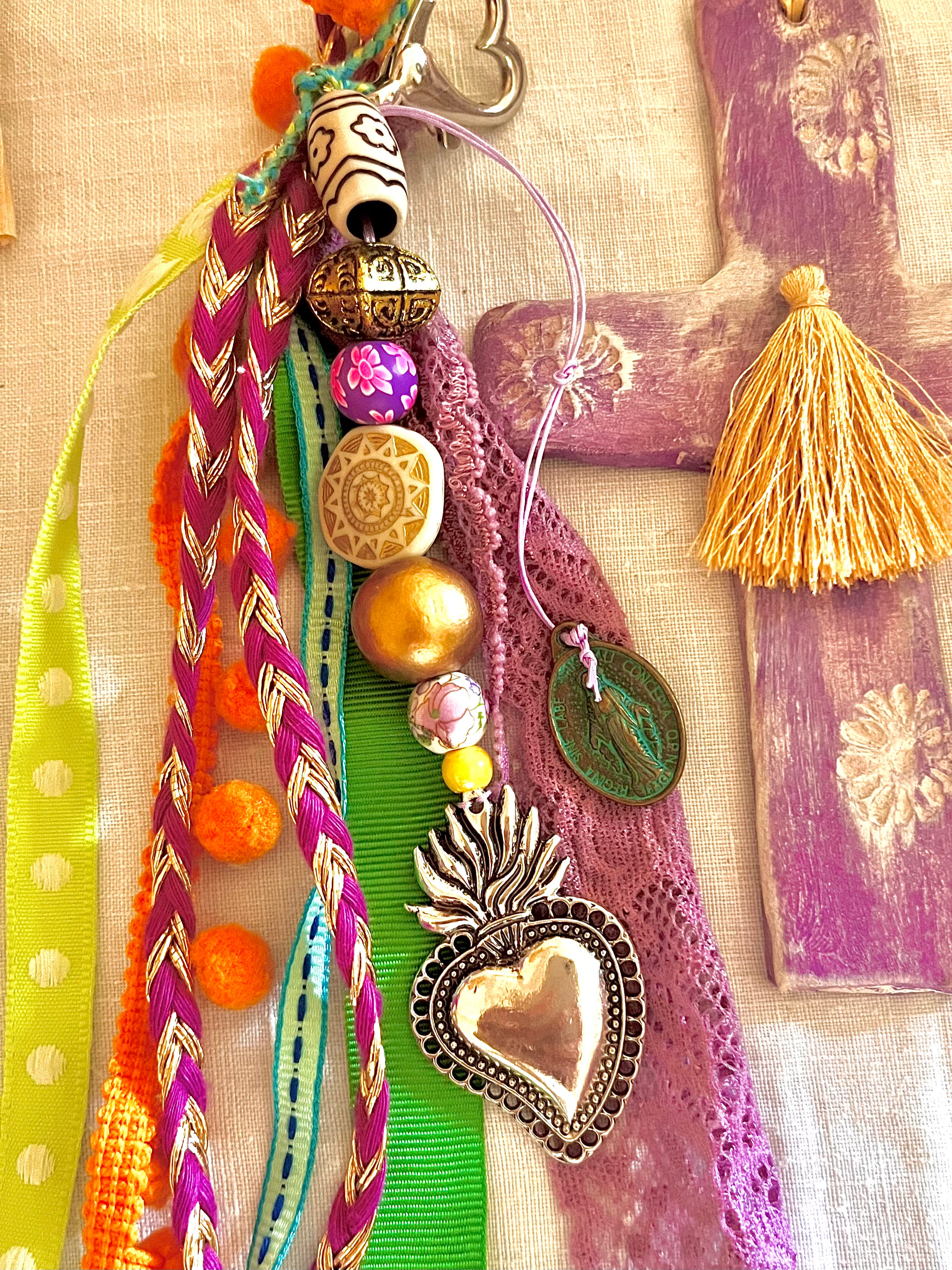 Gypsi – Grigri bohème coloré Arastuce