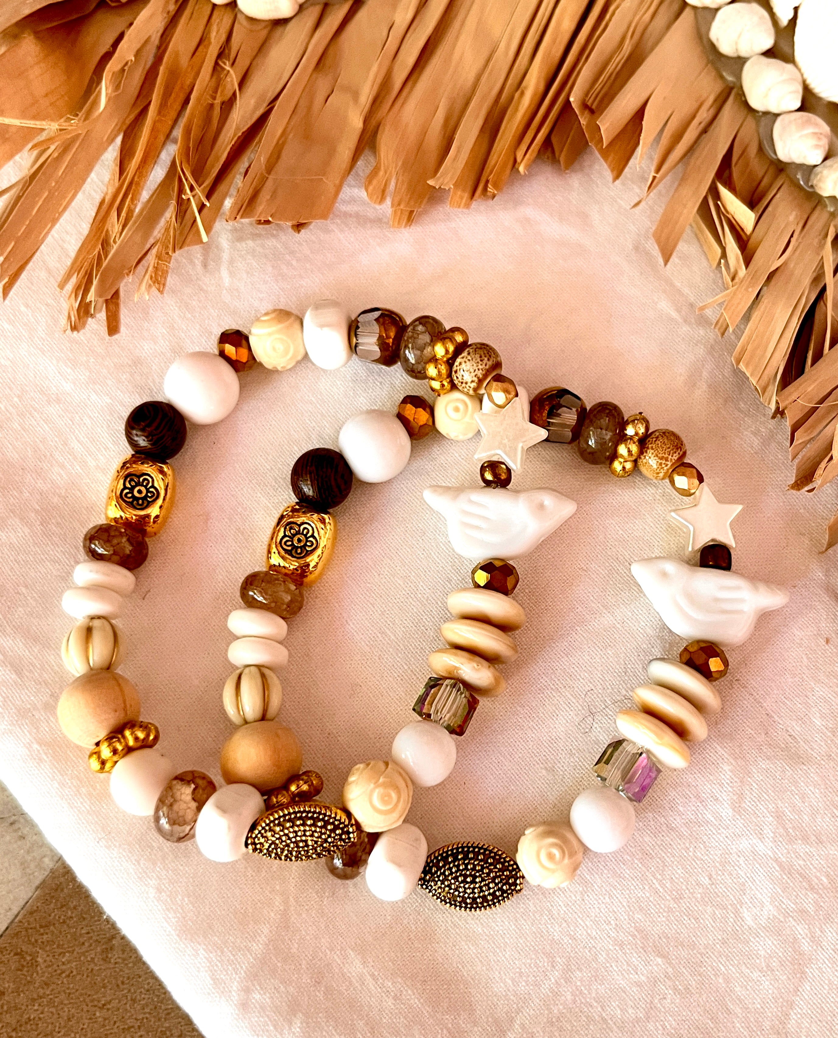 Nao - Bracelet naturel et son oiseau blanc