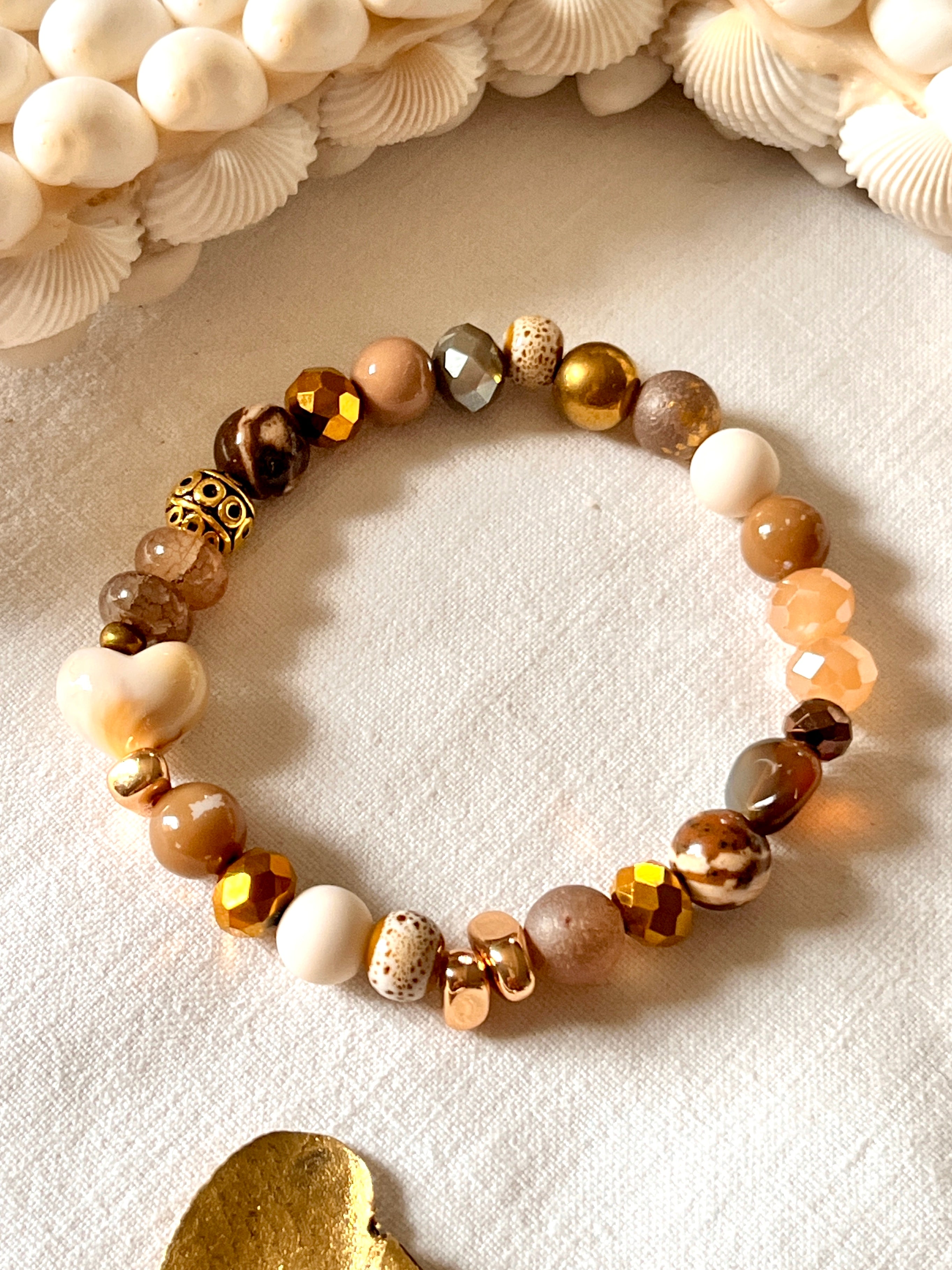 Agapi – Bracelet coeur marbré et multi perles naturelles