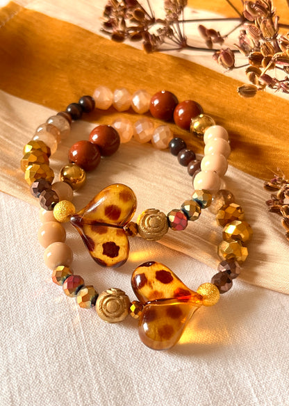 Charly – Bracelet multi perles et son coeur écaille