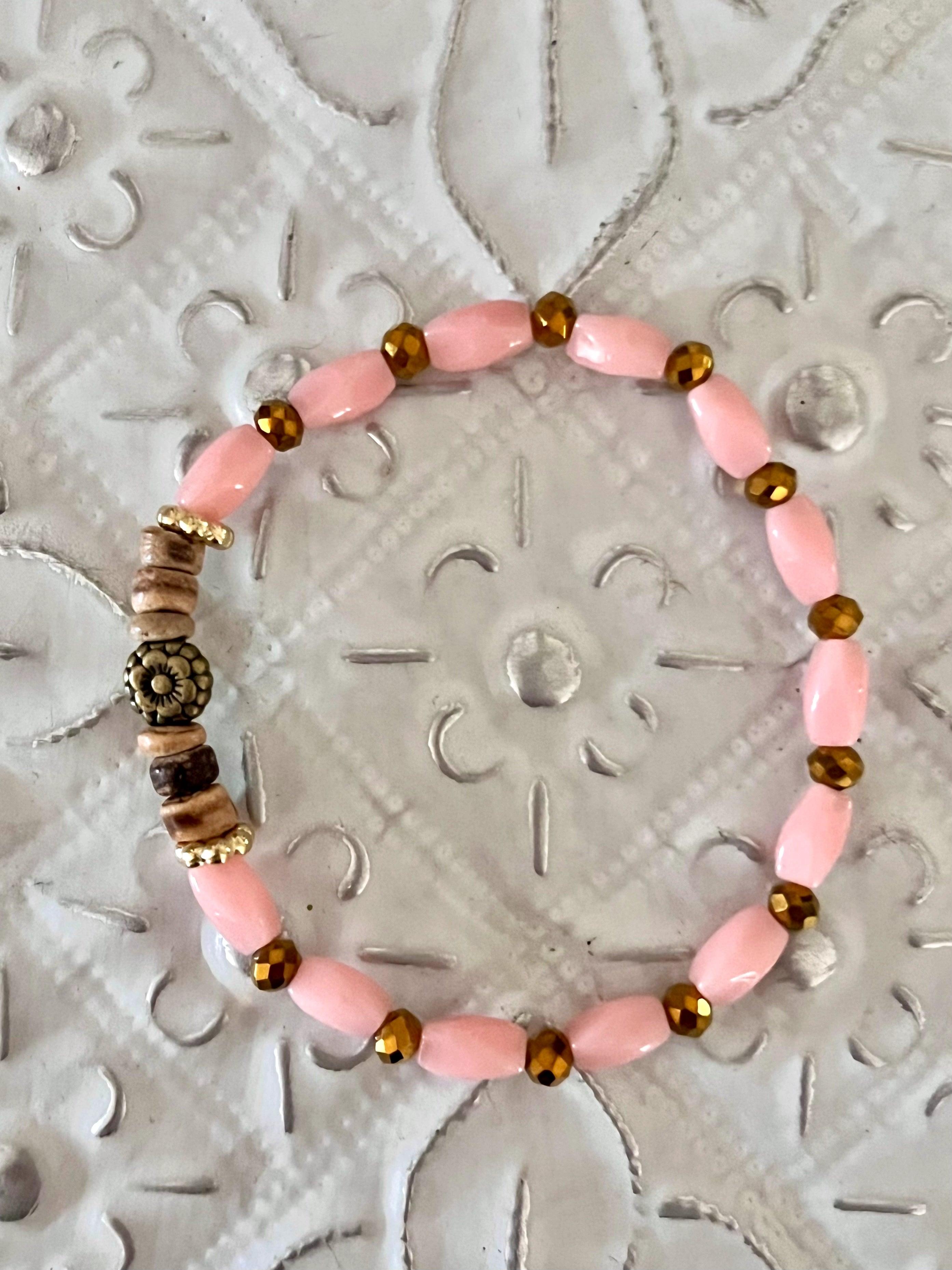 Florine – Bracelet fleur bronze & perles anciennes Arastuce