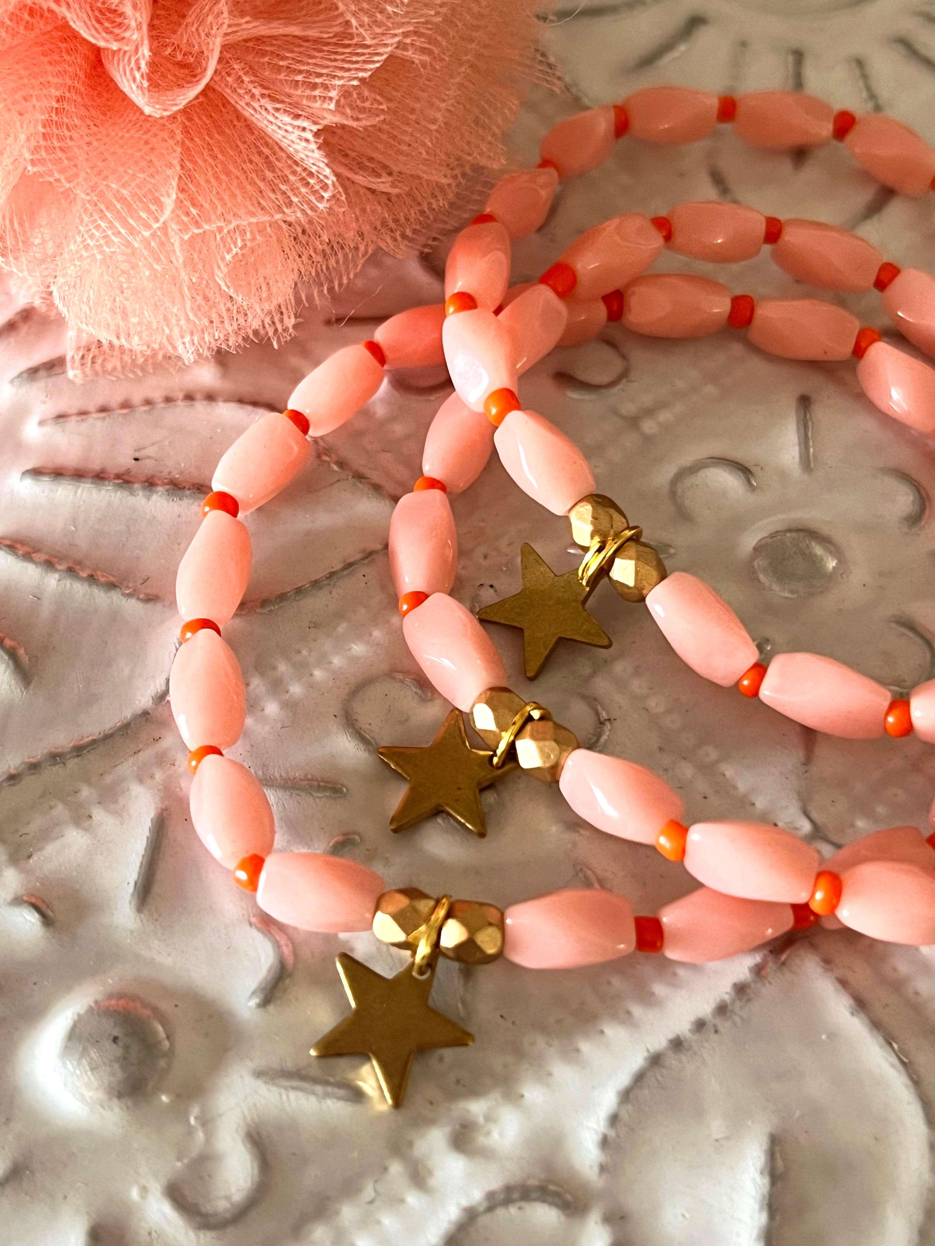 Charleston - bracelet rose orangé et breloque étoile Arastuce