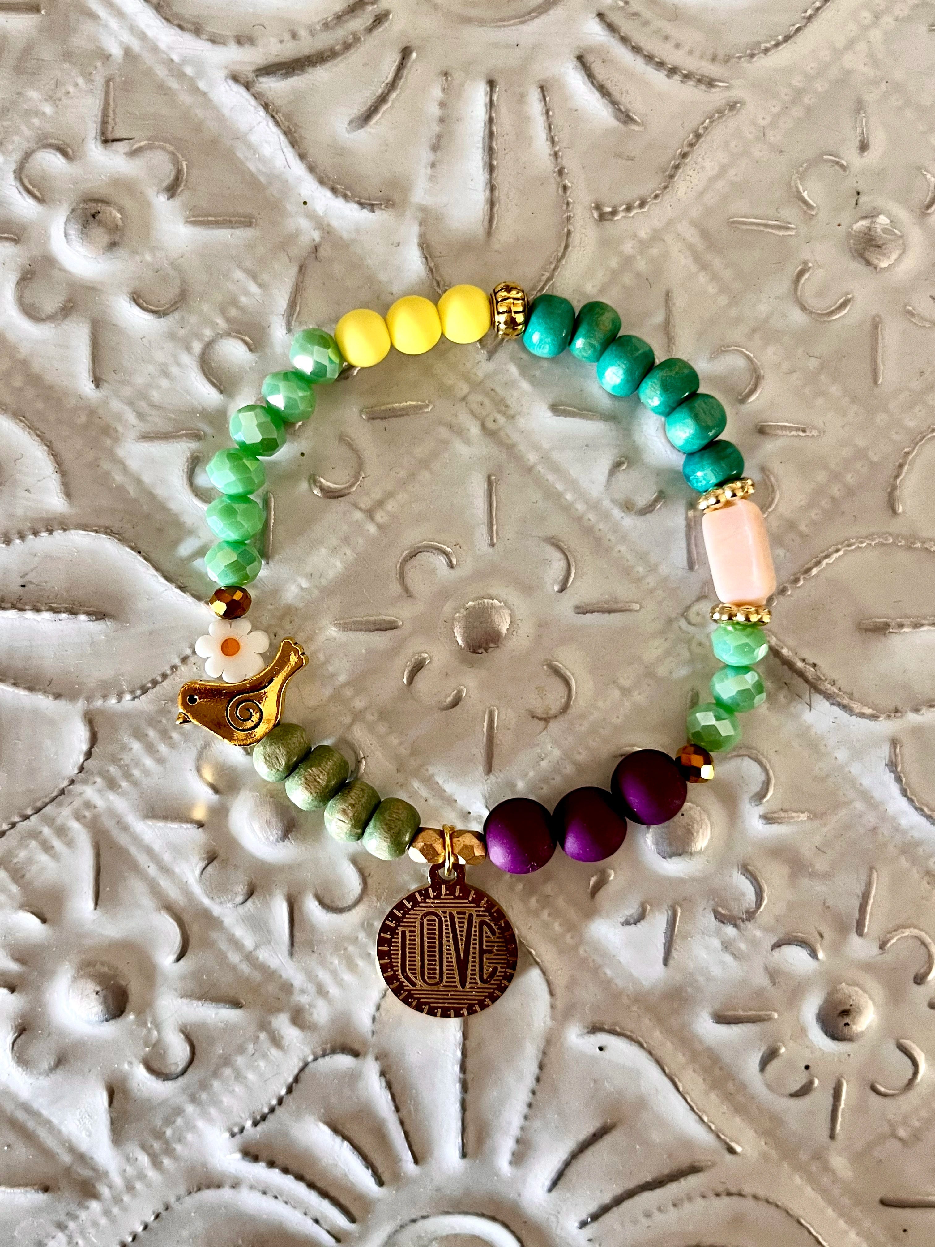 HELEN – Bracelet oiseau & médaille Love gravée Arastuce