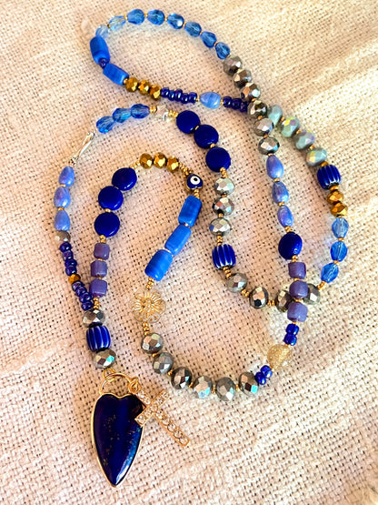 Lazuli – Sautoir bleu intense et son coeur