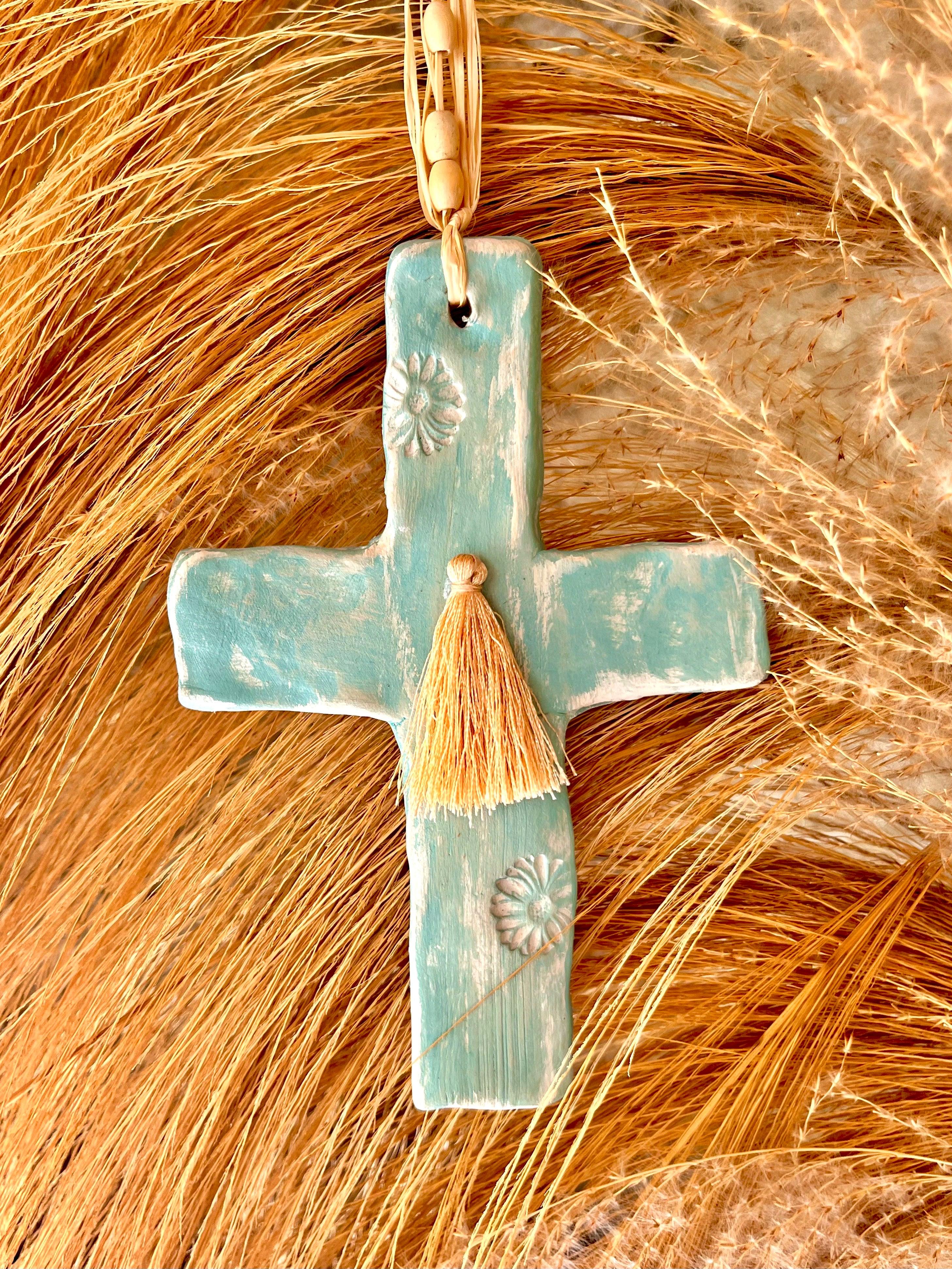 Croix Shabby – Déco murale Arastuce