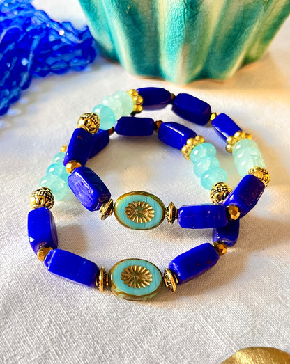 Mitsouko - Bracelet bleu azur et ses perles vintage