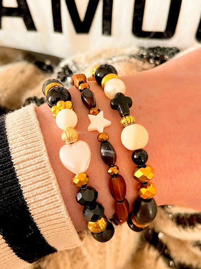 Socco – Bracelet noir et naturel, douceur et caractère Arastuce